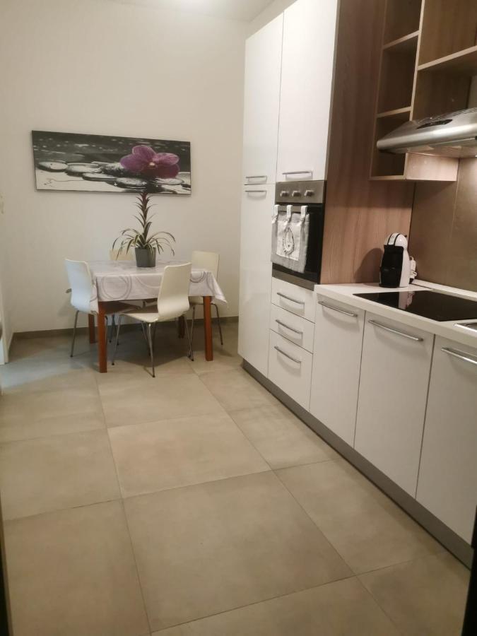 Nicolhouse Apartment Bari Exterior photo